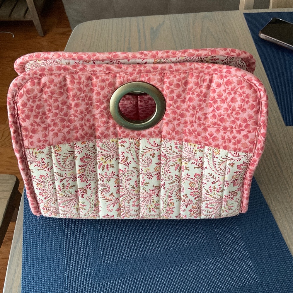 Handmade Quilted Versatile Bag/Purse.  Pink Floral.  Excellent Condition!